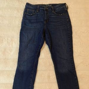 Universal Thread Jeans